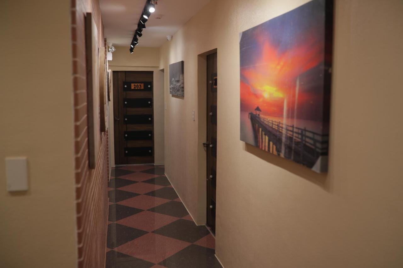 Cerca Hotel Balabag  Exterior photo